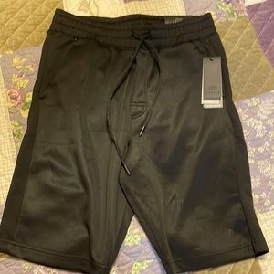 Leg3nd Comfort Fit Shorts Size Small